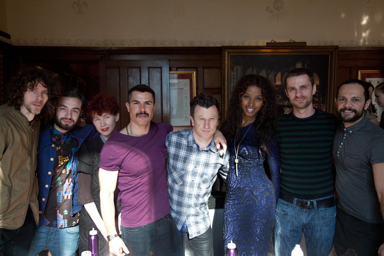 group photo of Damien Peers and the Sassoon Creative Team
