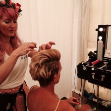 Pop-up festival salon returns to Glastonbury 2 Festival pop-up salon