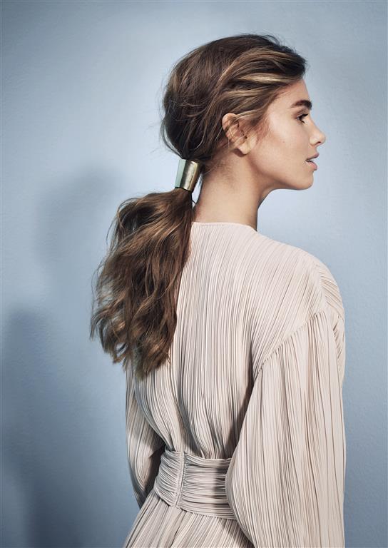 Summer Hair from ALTERNA 4 Summer Haird 2021 - Voluminous Ponytail