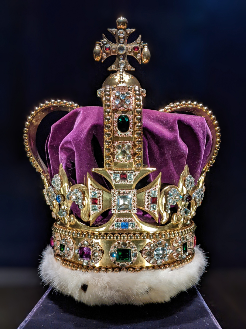 Congratulations to King Charles and Queen Camilla! 3 St Edward's Crown