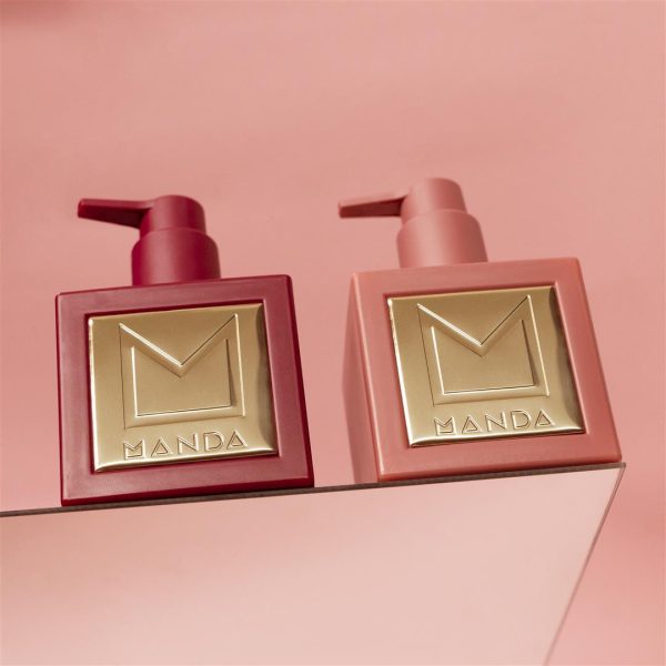 Salon professional brand Manda is now available in the UK 2 Manda produkter ICON 2023 07071 1x1 1