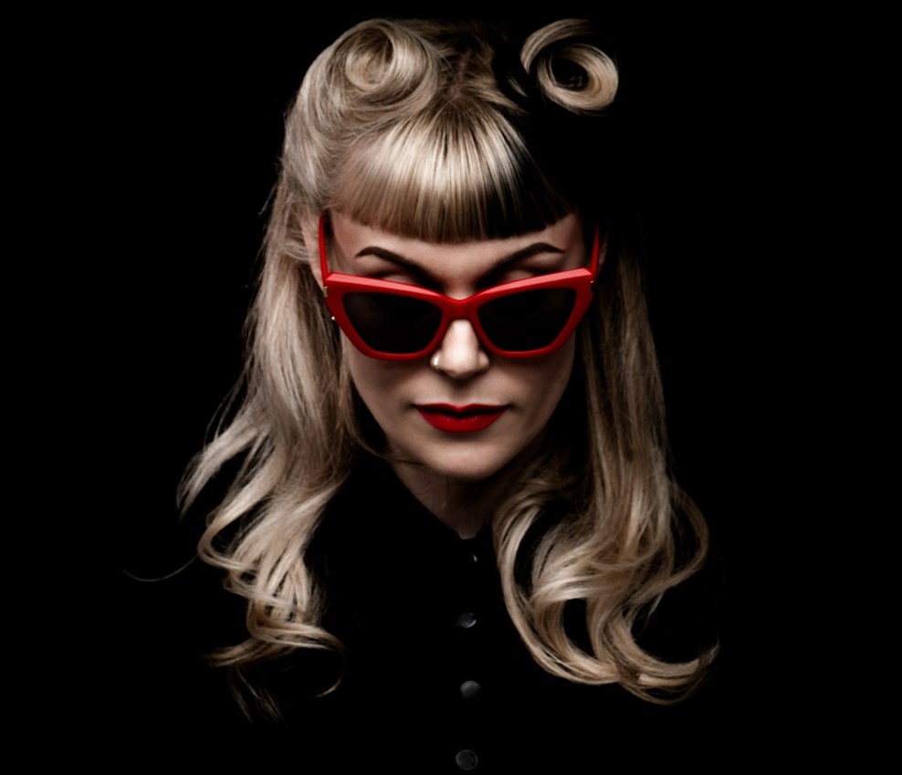 Contemporary Victory Rolls 1